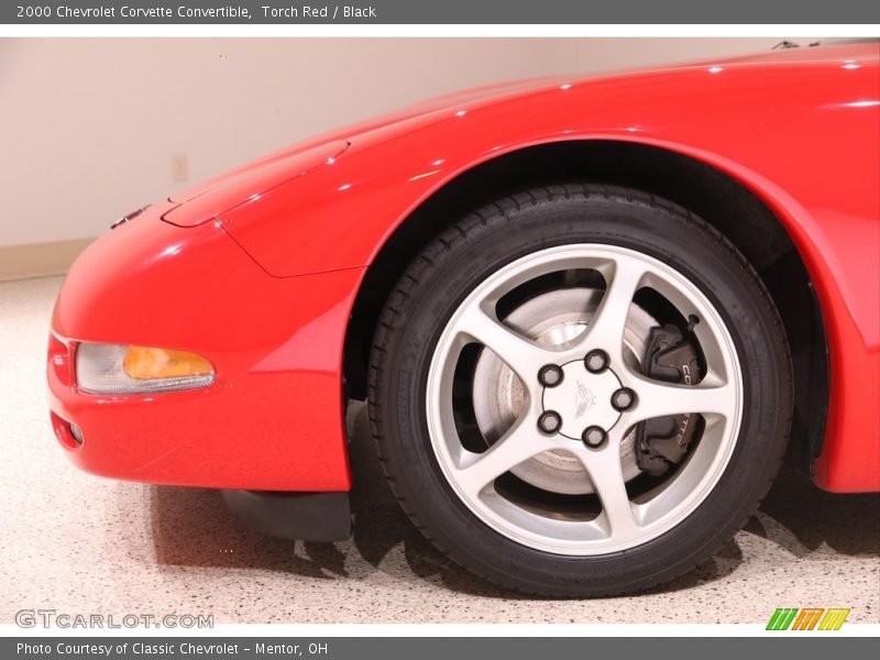  2000 Corvette Convertible Wheel
