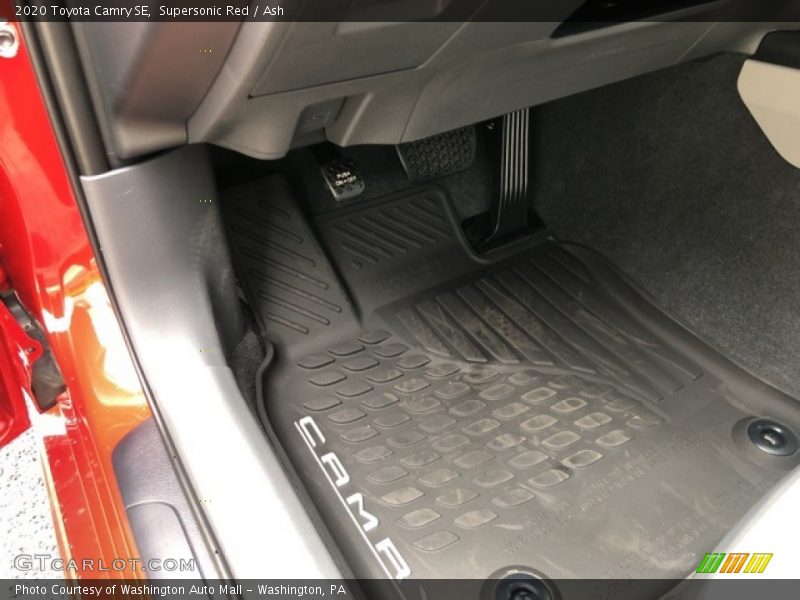 Supersonic Red / Ash 2020 Toyota Camry SE