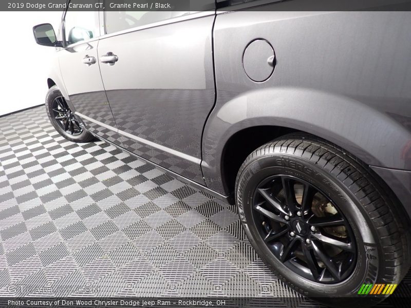 Granite Pearl / Black 2019 Dodge Grand Caravan GT