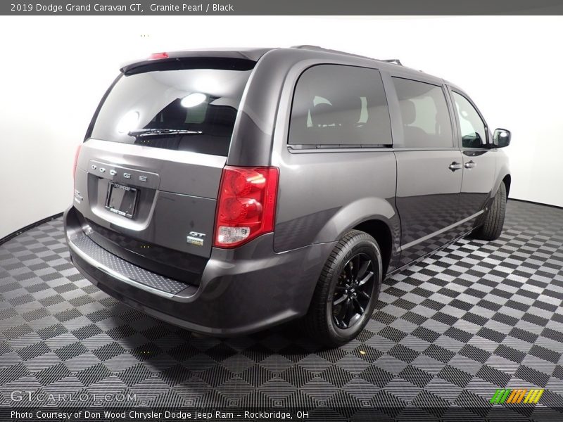 Granite Pearl / Black 2019 Dodge Grand Caravan GT