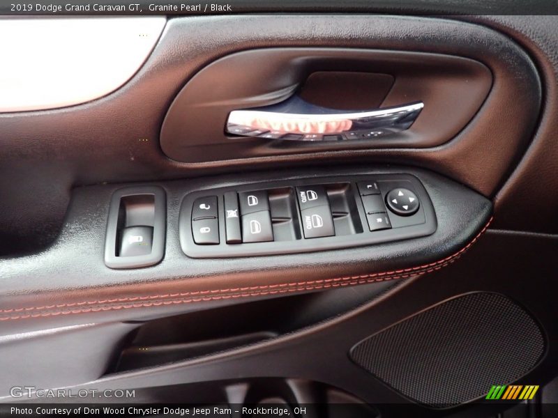 Granite Pearl / Black 2019 Dodge Grand Caravan GT