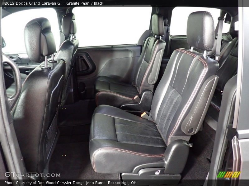 Granite Pearl / Black 2019 Dodge Grand Caravan GT