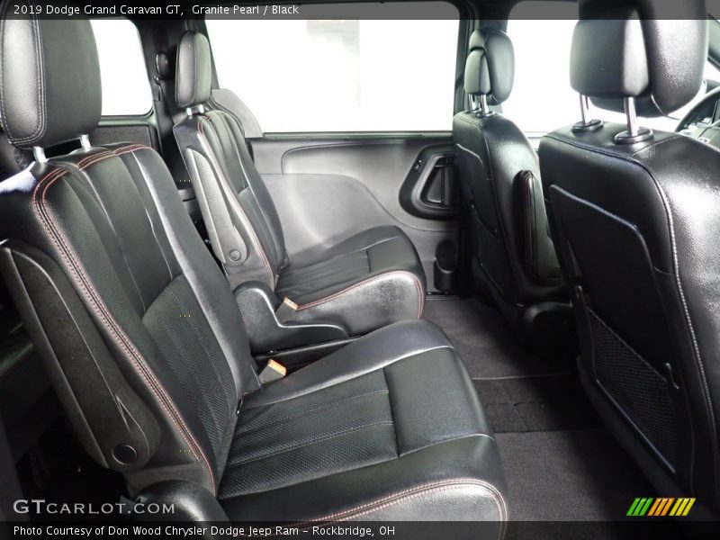 Granite Pearl / Black 2019 Dodge Grand Caravan GT