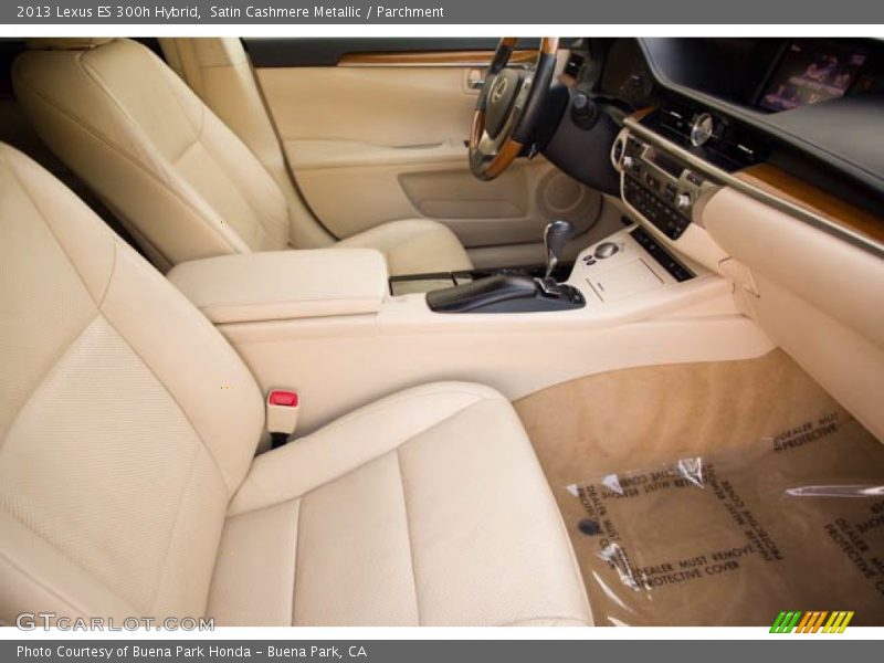 Satin Cashmere Metallic / Parchment 2013 Lexus ES 300h Hybrid