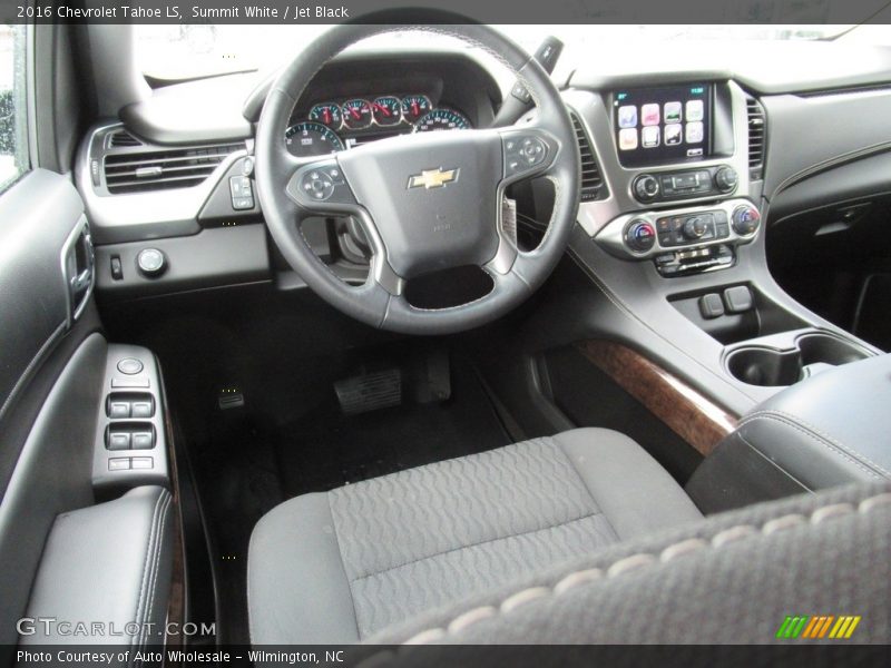 Summit White / Jet Black 2016 Chevrolet Tahoe LS