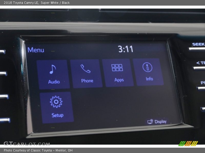 Super White / Black 2018 Toyota Camry LE