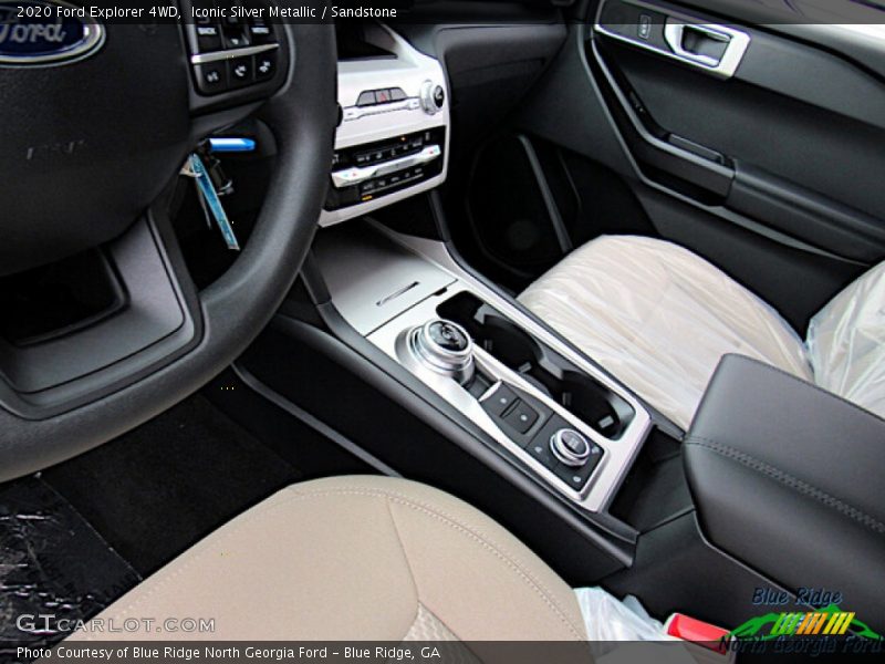 Iconic Silver Metallic / Sandstone 2020 Ford Explorer 4WD