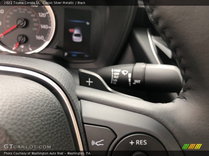 Classic Silver Metallic / Black 2021 Toyota Corolla SE