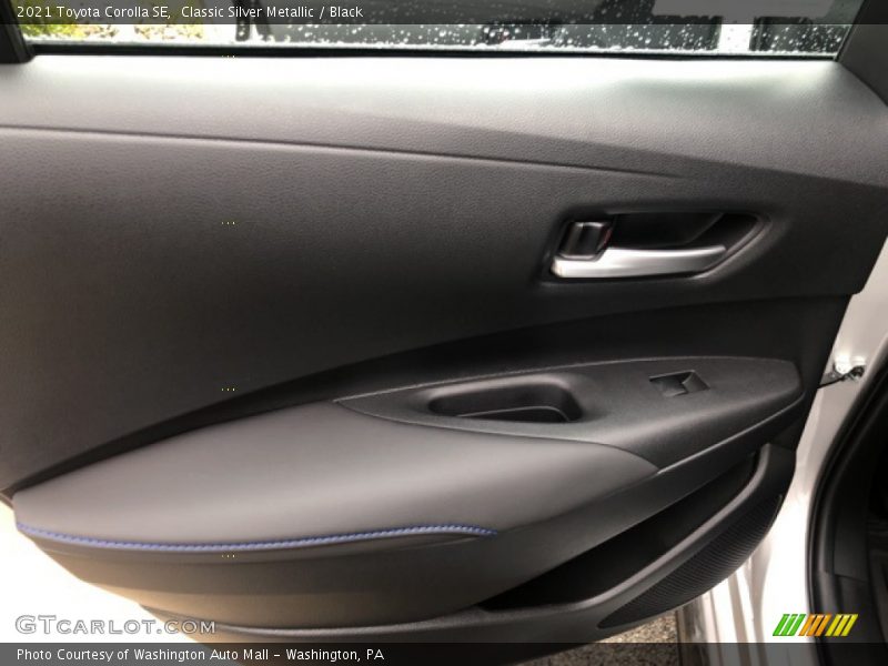Classic Silver Metallic / Black 2021 Toyota Corolla SE