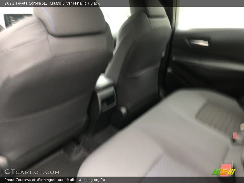 Classic Silver Metallic / Black 2021 Toyota Corolla SE
