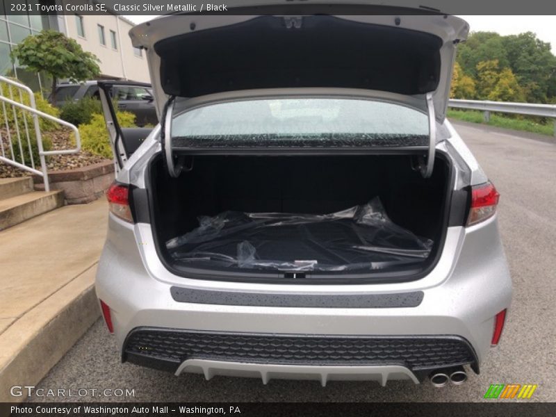 Classic Silver Metallic / Black 2021 Toyota Corolla SE