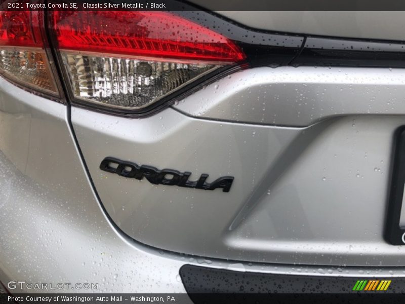 Classic Silver Metallic / Black 2021 Toyota Corolla SE