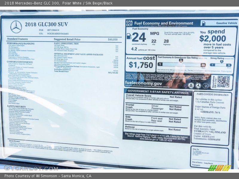 Polar White / Silk Beige/Black 2018 Mercedes-Benz GLC 300