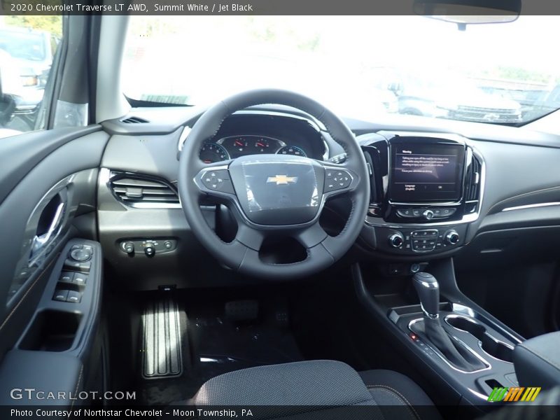 Summit White / Jet Black 2020 Chevrolet Traverse LT AWD
