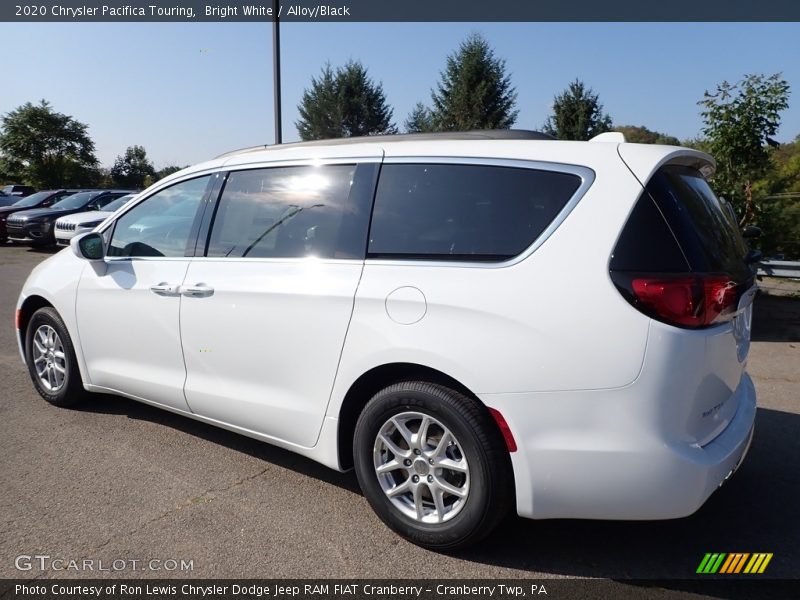 Bright White / Alloy/Black 2020 Chrysler Pacifica Touring