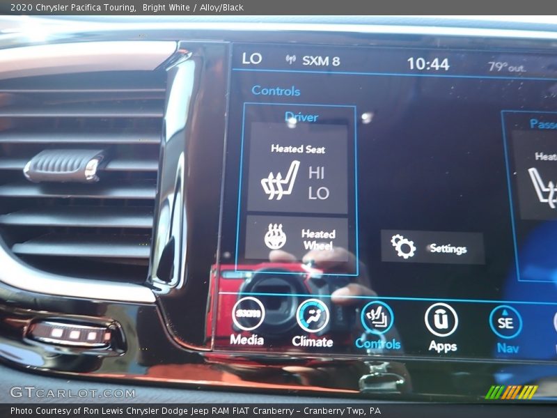 Bright White / Alloy/Black 2020 Chrysler Pacifica Touring