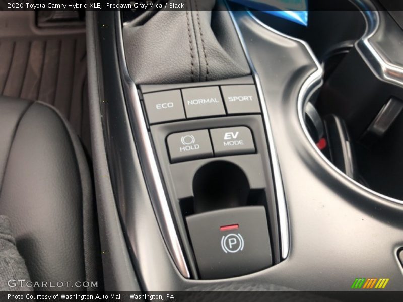 Predawn Gray Mica / Black 2020 Toyota Camry Hybrid XLE