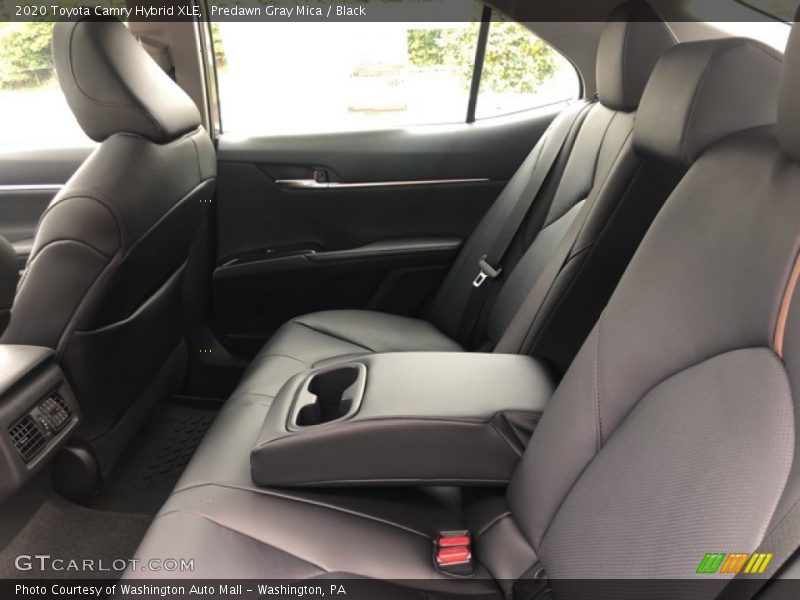 Predawn Gray Mica / Black 2020 Toyota Camry Hybrid XLE