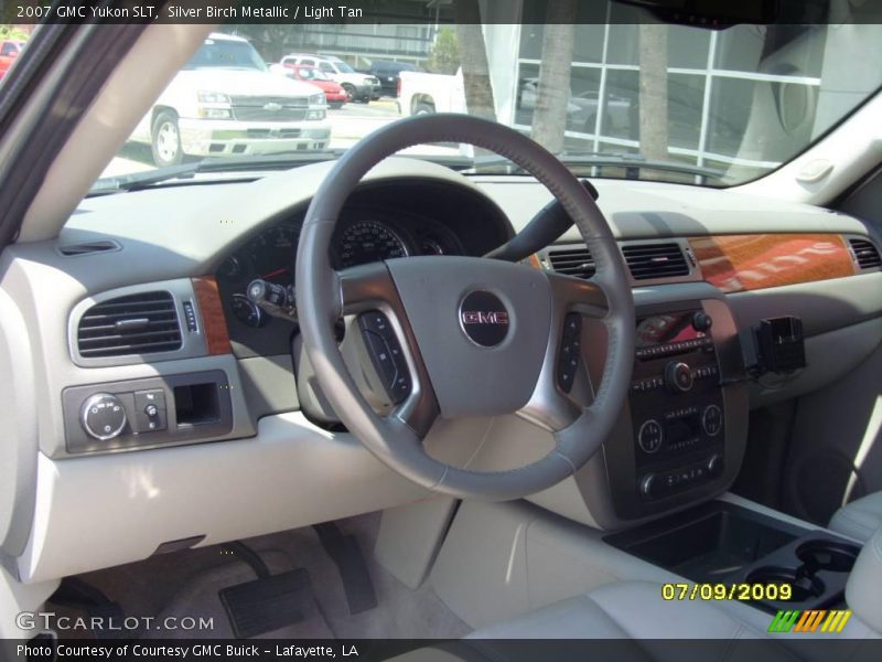 Silver Birch Metallic / Light Tan 2007 GMC Yukon SLT