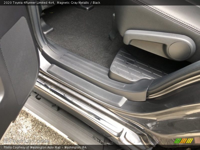 Magnetic Gray Metallic / Black 2020 Toyota 4Runner Limited 4x4