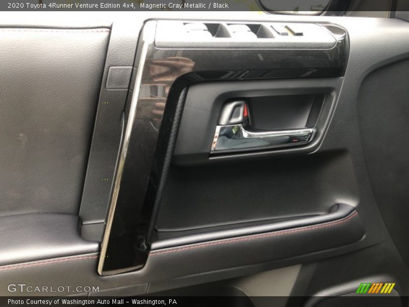 Magnetic Gray Metallic / Black 2020 Toyota 4Runner Venture Edition 4x4