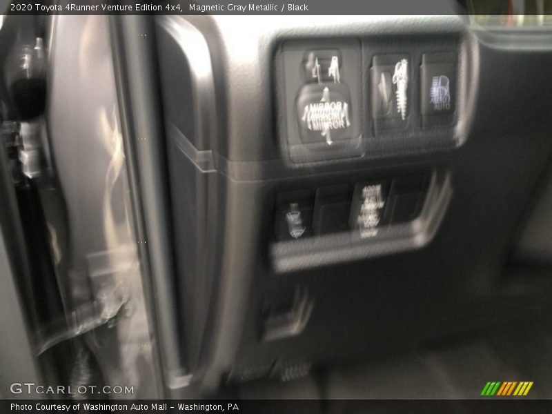 Magnetic Gray Metallic / Black 2020 Toyota 4Runner Venture Edition 4x4