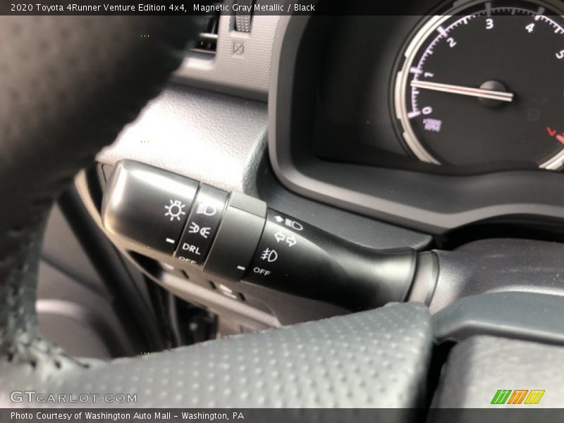 Magnetic Gray Metallic / Black 2020 Toyota 4Runner Venture Edition 4x4