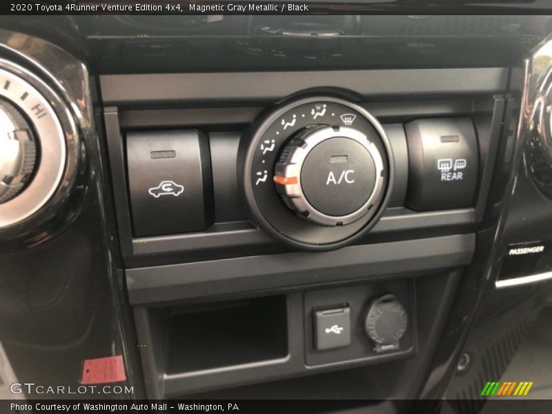 Magnetic Gray Metallic / Black 2020 Toyota 4Runner Venture Edition 4x4
