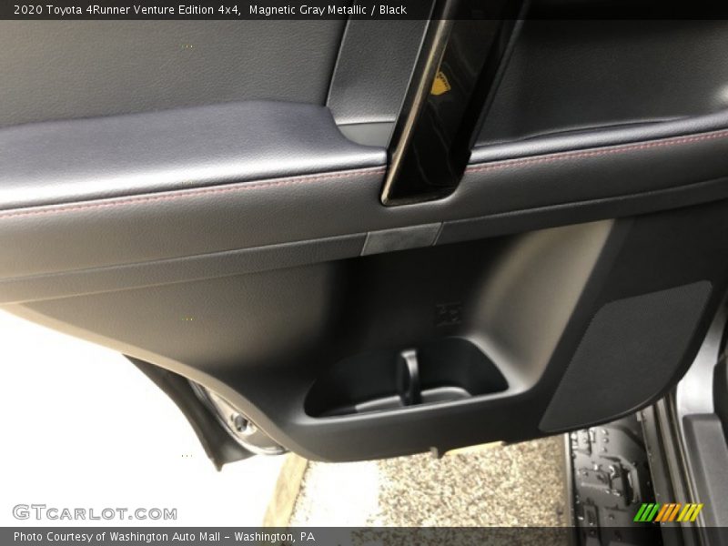 Magnetic Gray Metallic / Black 2020 Toyota 4Runner Venture Edition 4x4