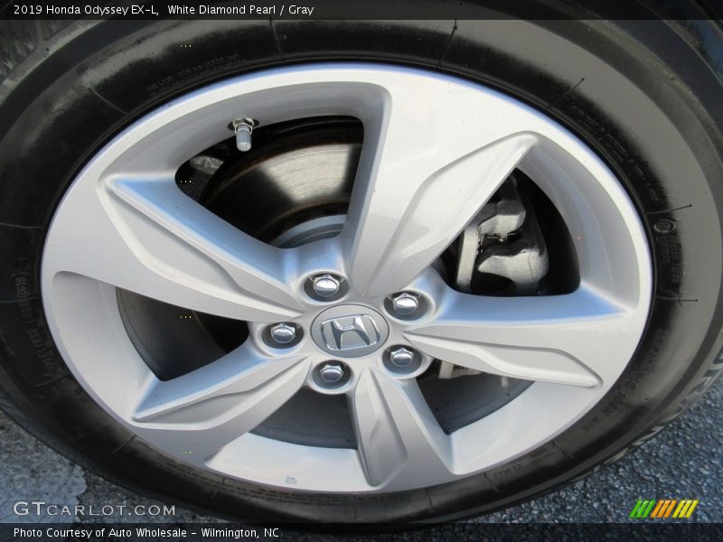 White Diamond Pearl / Gray 2019 Honda Odyssey EX-L