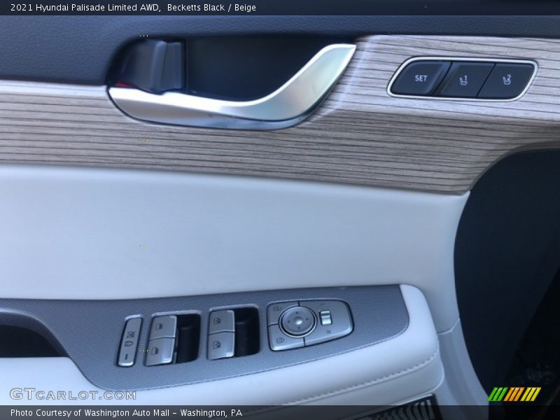 Becketts Black / Beige 2021 Hyundai Palisade Limited AWD