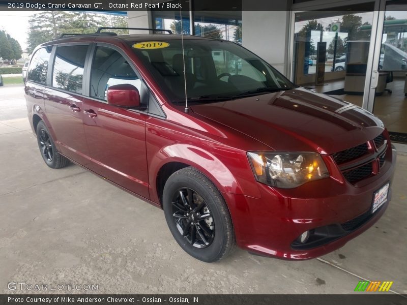 Octane Red Pearl / Black 2019 Dodge Grand Caravan GT