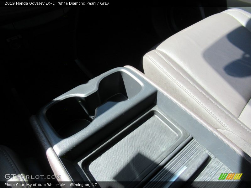 White Diamond Pearl / Gray 2019 Honda Odyssey EX-L