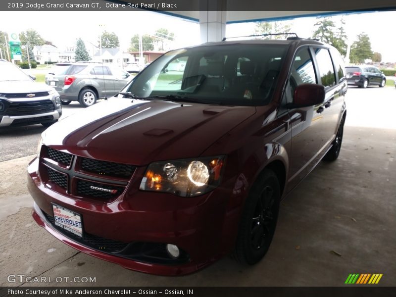 Octane Red Pearl / Black 2019 Dodge Grand Caravan GT