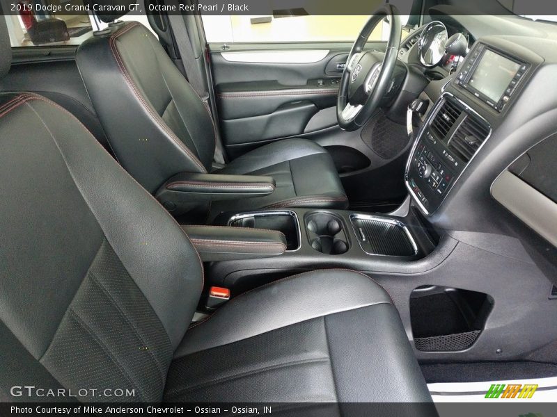 Octane Red Pearl / Black 2019 Dodge Grand Caravan GT