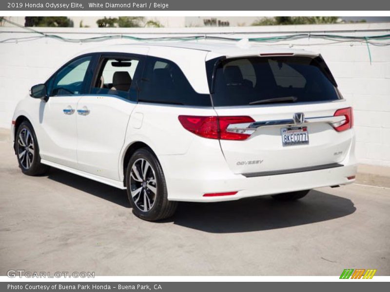 White Diamond Pearl / Beige 2019 Honda Odyssey Elite