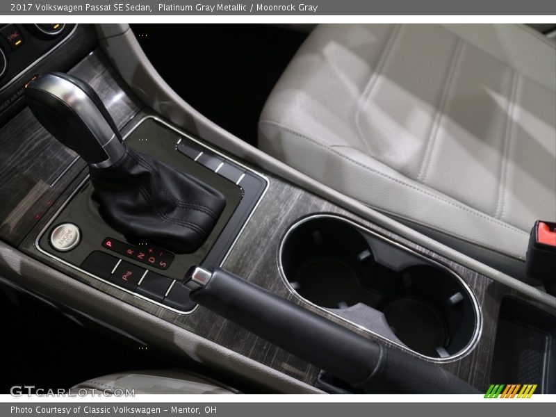  2017 Passat SE Sedan 6 Speed Automatic Shifter