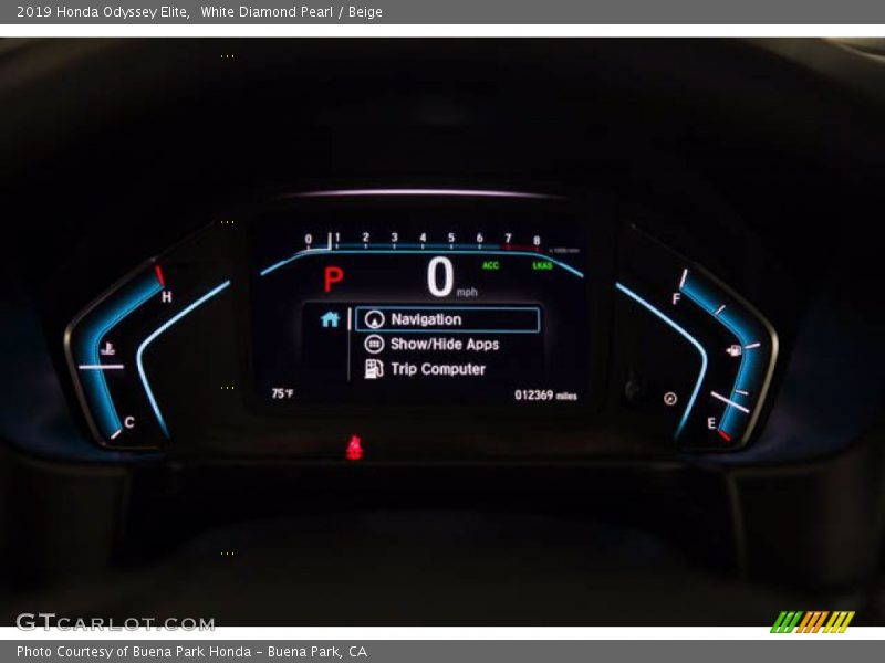 White Diamond Pearl / Beige 2019 Honda Odyssey Elite