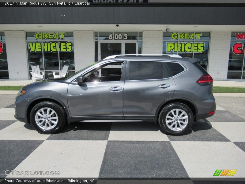 Gun Metallic / Charcoal 2017 Nissan Rogue SV