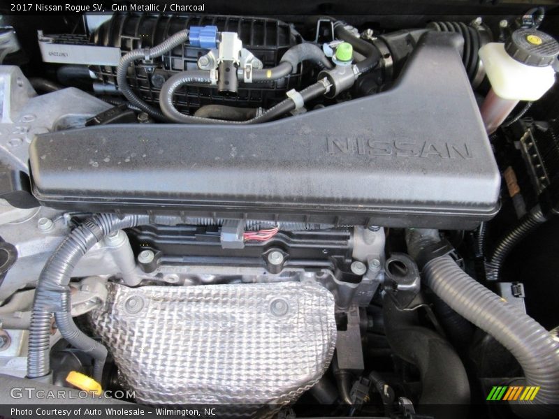 Gun Metallic / Charcoal 2017 Nissan Rogue SV