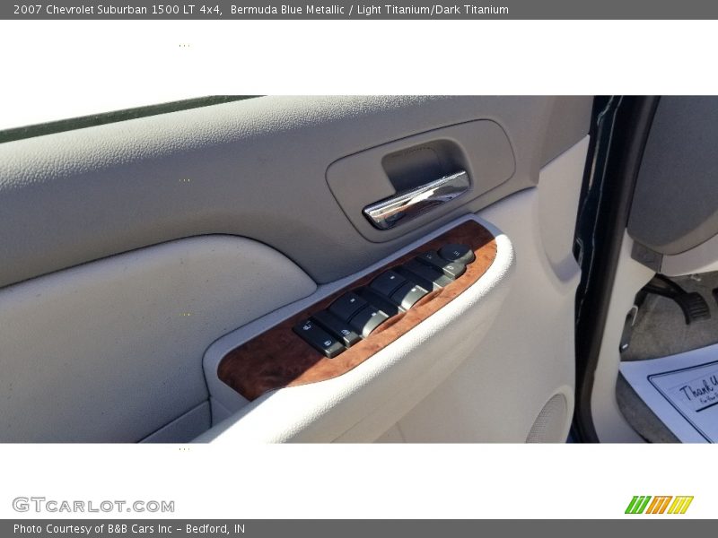 Bermuda Blue Metallic / Light Titanium/Dark Titanium 2007 Chevrolet Suburban 1500 LT 4x4