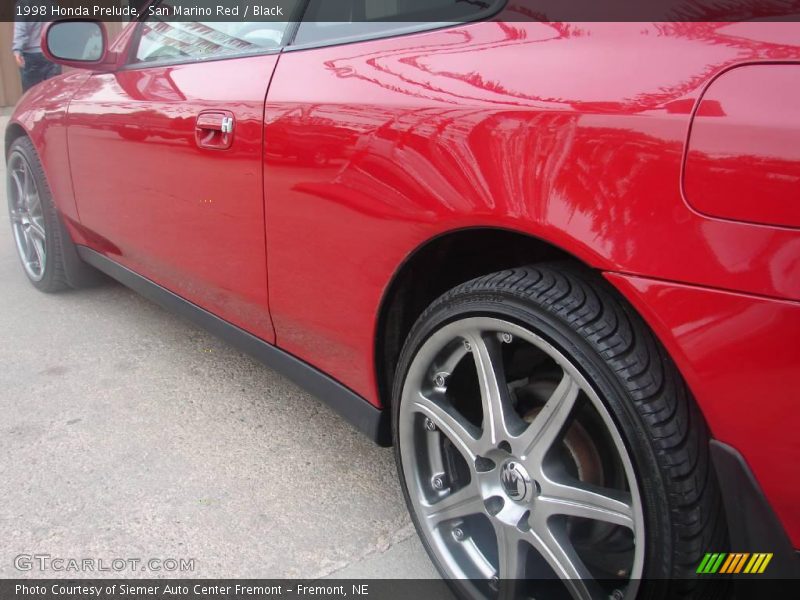 San Marino Red / Black 1998 Honda Prelude
