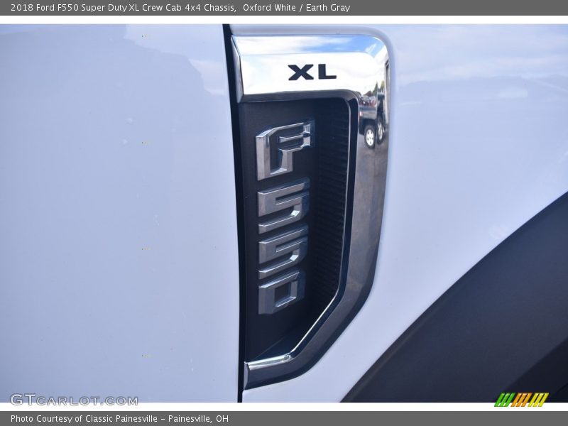 Oxford White / Earth Gray 2018 Ford F550 Super Duty XL Crew Cab 4x4 Chassis