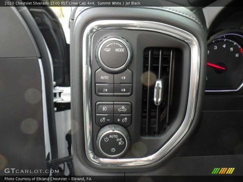 Controls of 2020 Silverado 1500 RST Crew Cab 4x4