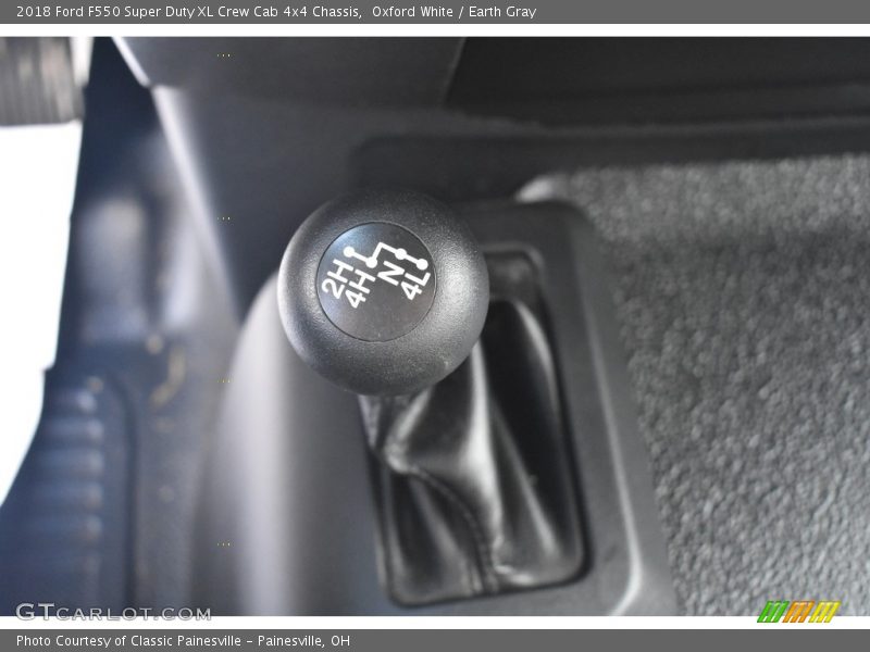 Oxford White / Earth Gray 2018 Ford F550 Super Duty XL Crew Cab 4x4 Chassis