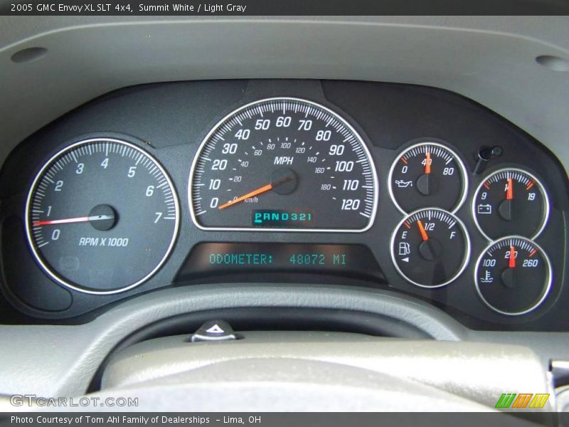 Summit White / Light Gray 2005 GMC Envoy XL SLT 4x4