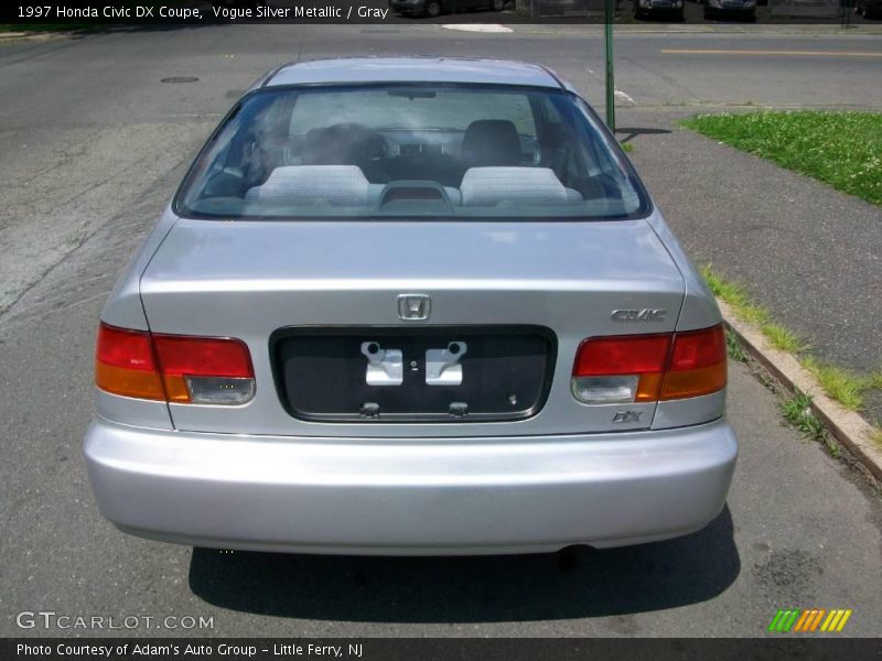 Vogue Silver Metallic / Gray 1997 Honda Civic DX Coupe