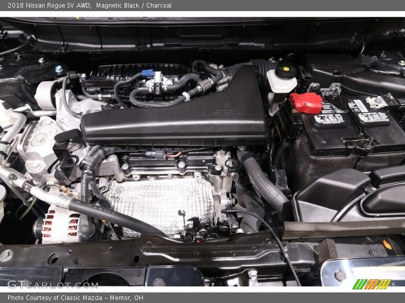 Magnetic Black / Charcoal 2018 Nissan Rogue SV AWD