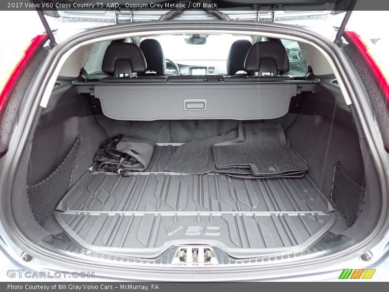 Osmium Grey Metallic / Off Black 2017 Volvo V60 Cross Country T5 AWD