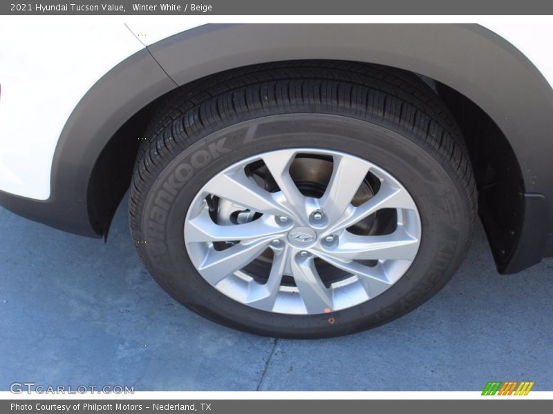 Winter White / Beige 2021 Hyundai Tucson Value